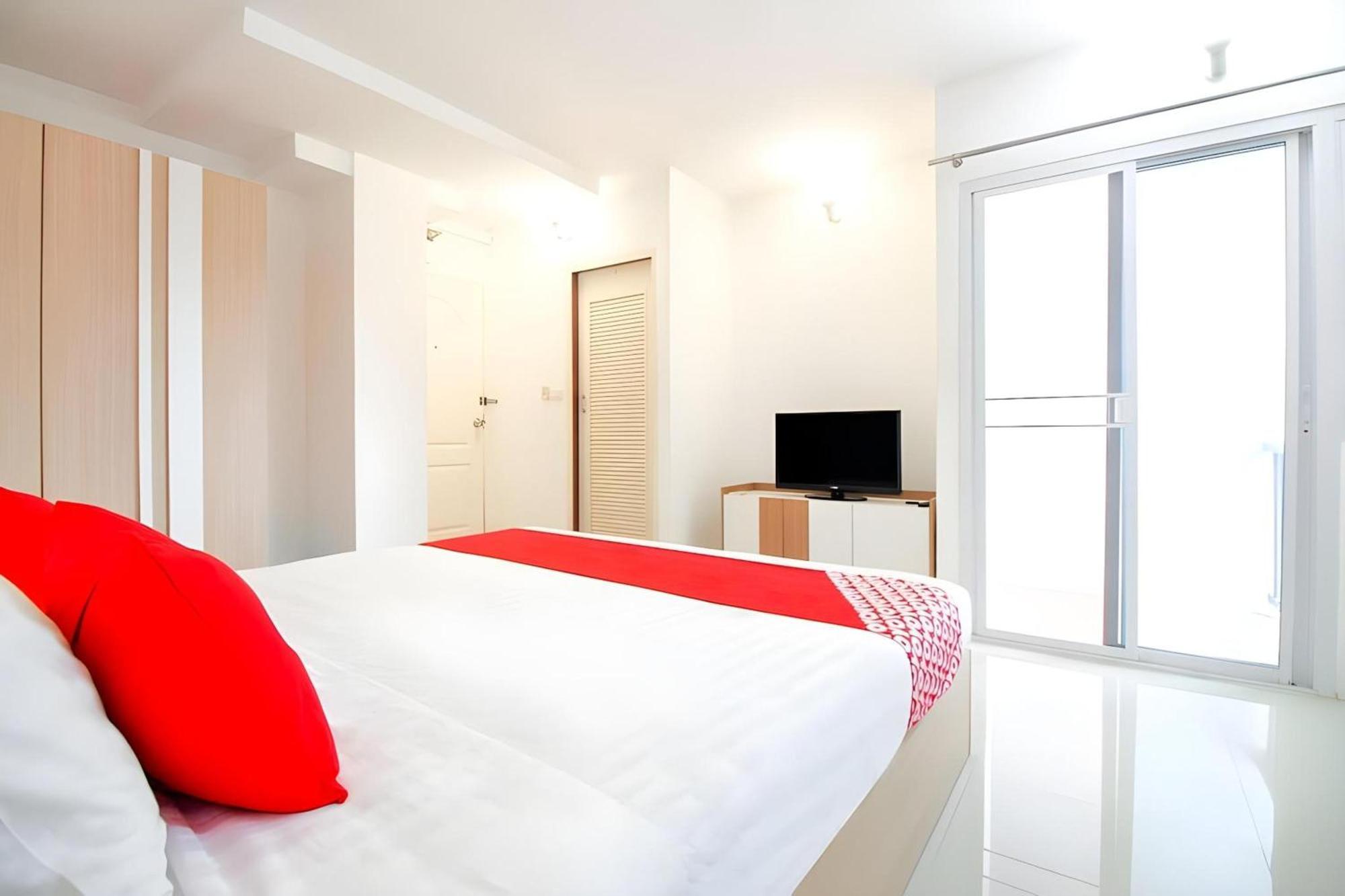 Capital O 411 Grandview Condo 15 Bangkok Bagian luar foto